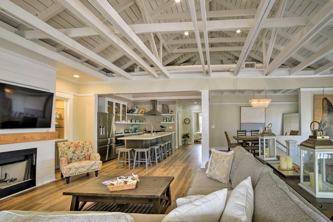 Charming Renovated Avalon Townhome, Walk To Beach! Экстерьер фото