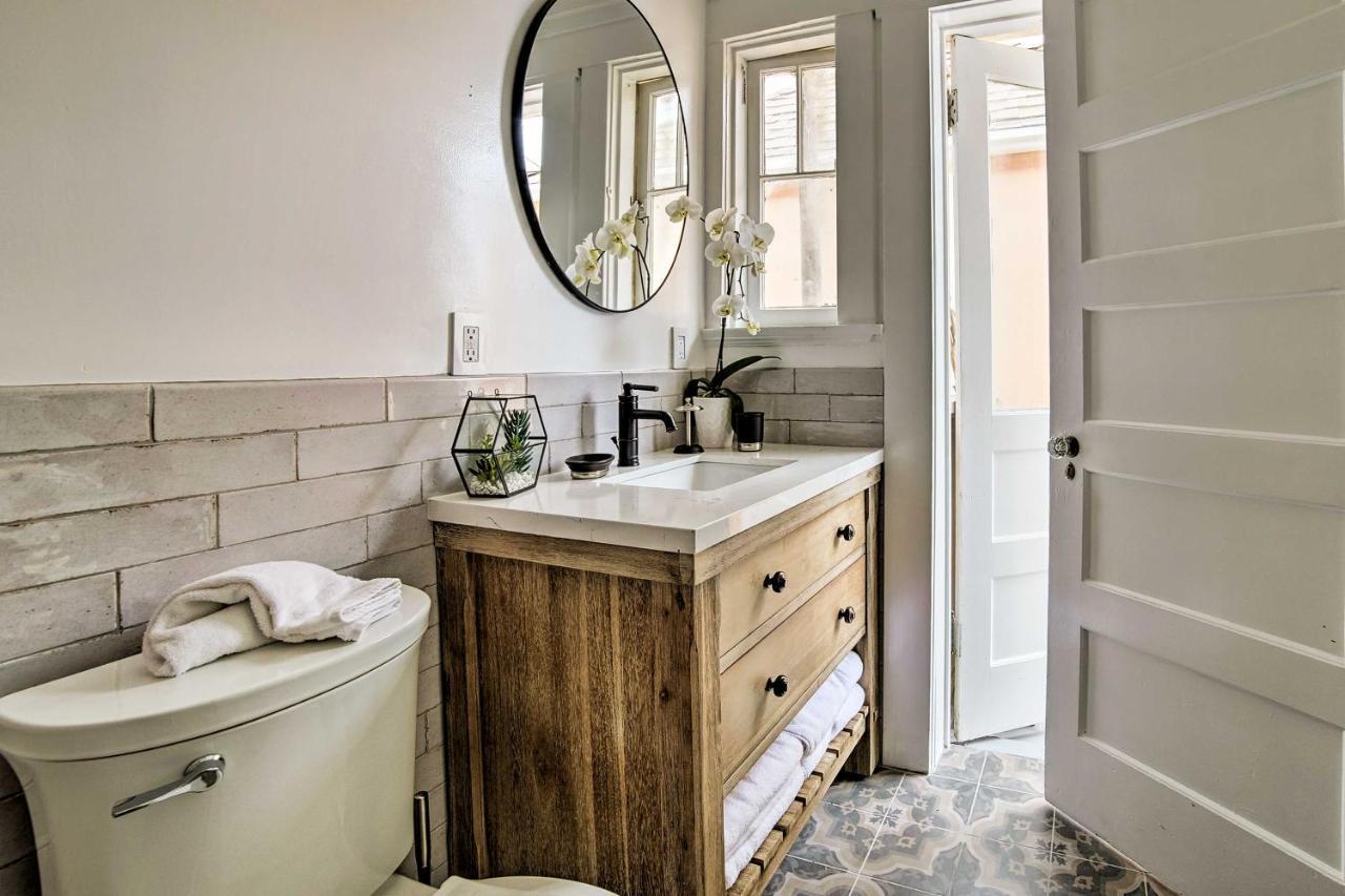 Charming Renovated Avalon Townhome, Walk To Beach! Экстерьер фото